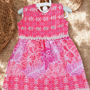 Sigoor Fashion Soft Cotton Baby Girl Frock Pink Layered Print Sleeveless Lace & Pearl Detail – Designer Daily Wear Dress (1–2 Years)